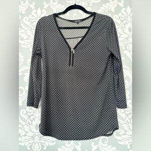 10/$25 • George Zip Detail Geometric‎ Print Top